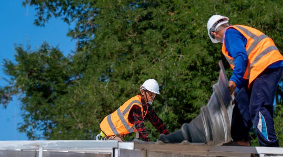 Professional Flat Roofing Installation in Middletown, IA